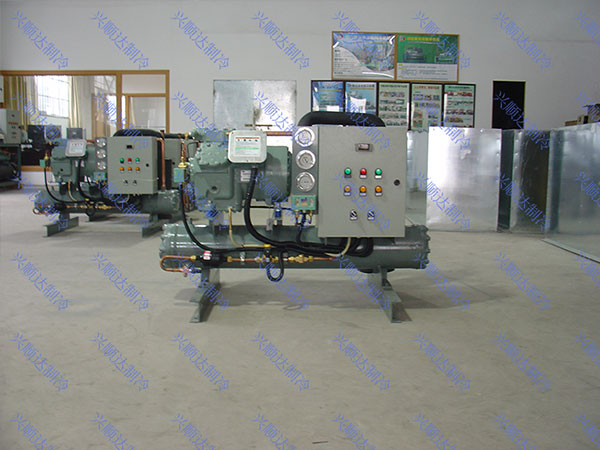螺桿冷水機(jī)組系統(tǒng)綜述與分析 螺桿冷水機(jī)組系統(tǒng)綜述與分析